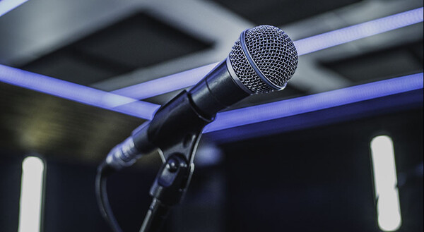 Mic_Hall_Left_Room.cropped_1743429631.Jpg