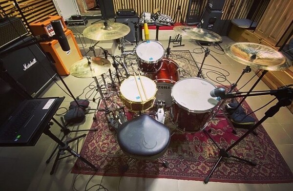 Grayshapes drums 2
