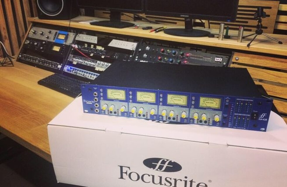 Focusrite ISA 428