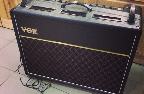 Vox-Ac30-Combo-653X426.Jpg.pagespeed.ce.rdswxxe_X6.Jpg